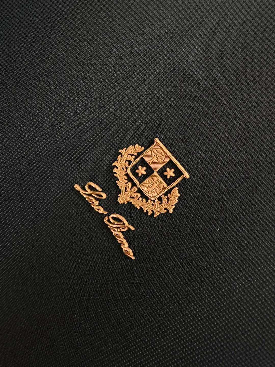 Top Quality 2026 new lapel, original customized fabric, soft to the touch. Top imported private goods, fashionable design and trendy short sleeves, without losing luxury. There is no doubt about the quality. The upper body effect is awesome, luxury official website Same Style! Size:M-4XL